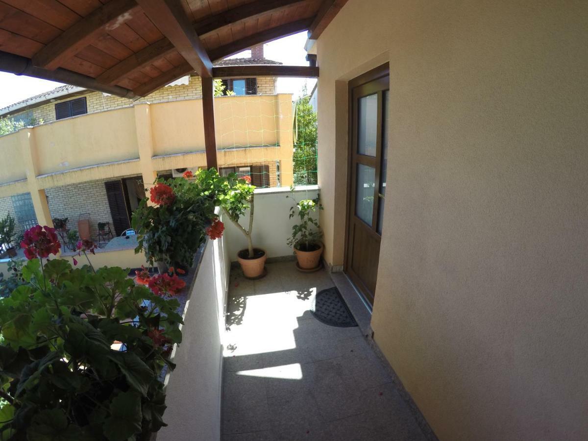 Apartman Koralj Διαμέρισμα Πούλα Εξωτερικό φωτογραφία