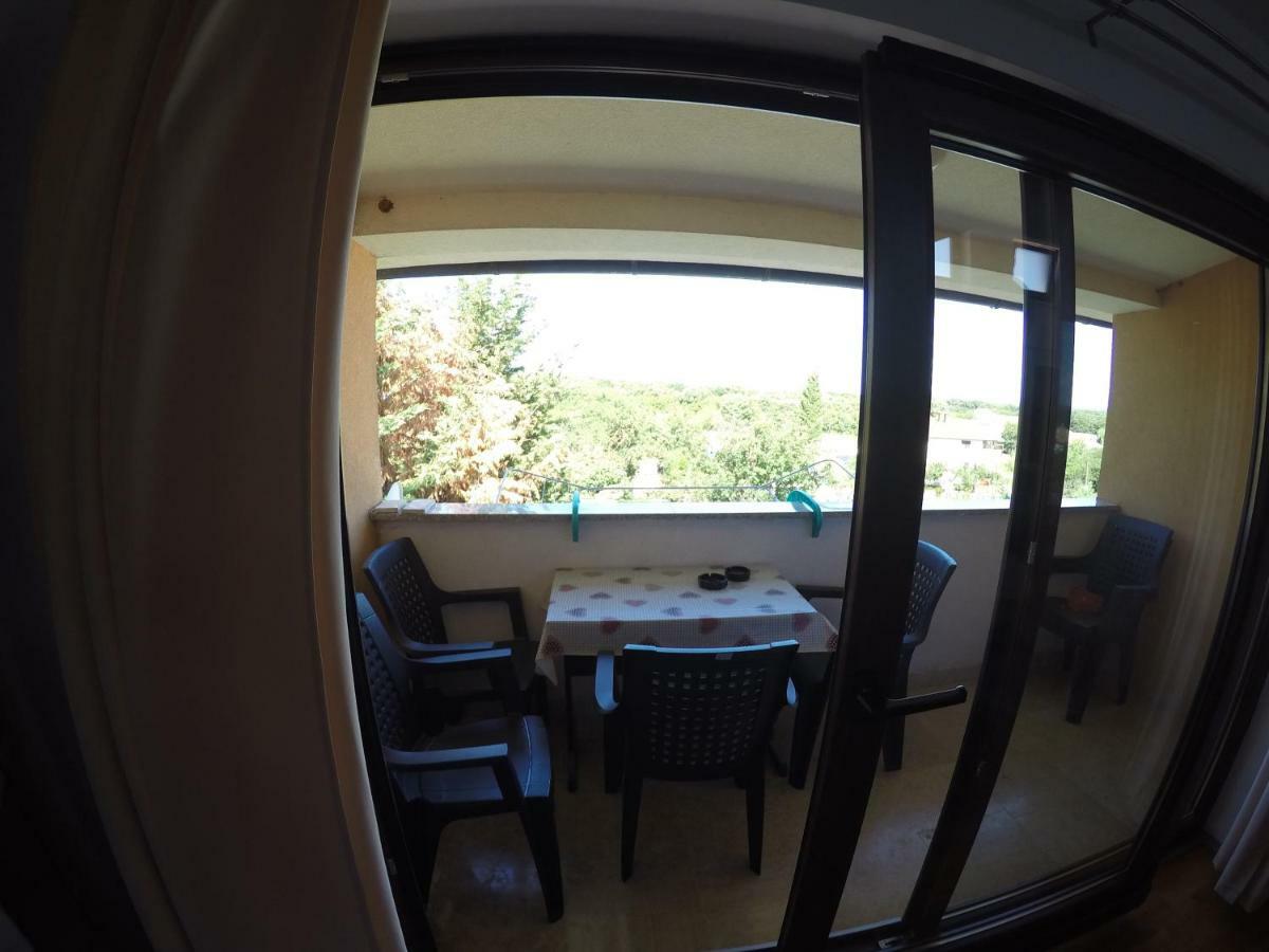 Apartman Koralj Διαμέρισμα Πούλα Εξωτερικό φωτογραφία