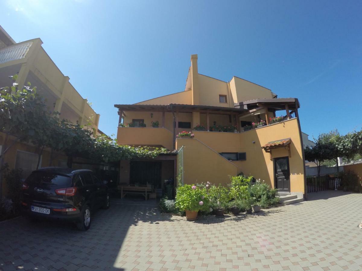 Apartman Koralj Διαμέρισμα Πούλα Εξωτερικό φωτογραφία